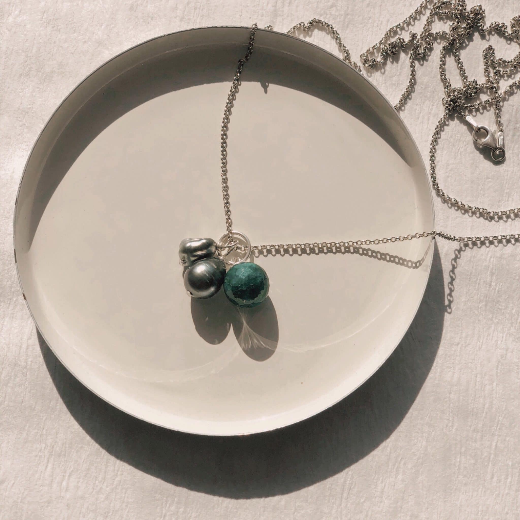 Silberkette mit drei Charms